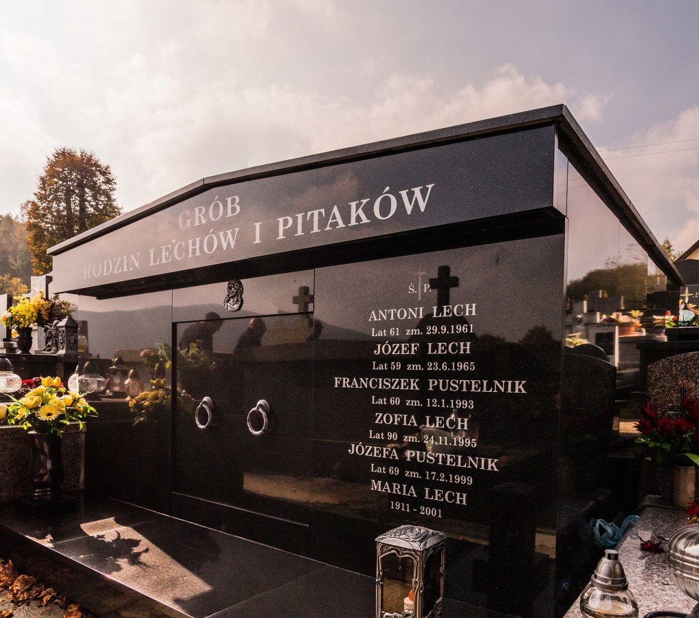 Tablice inskrypcyjne grobowca rodzinnego